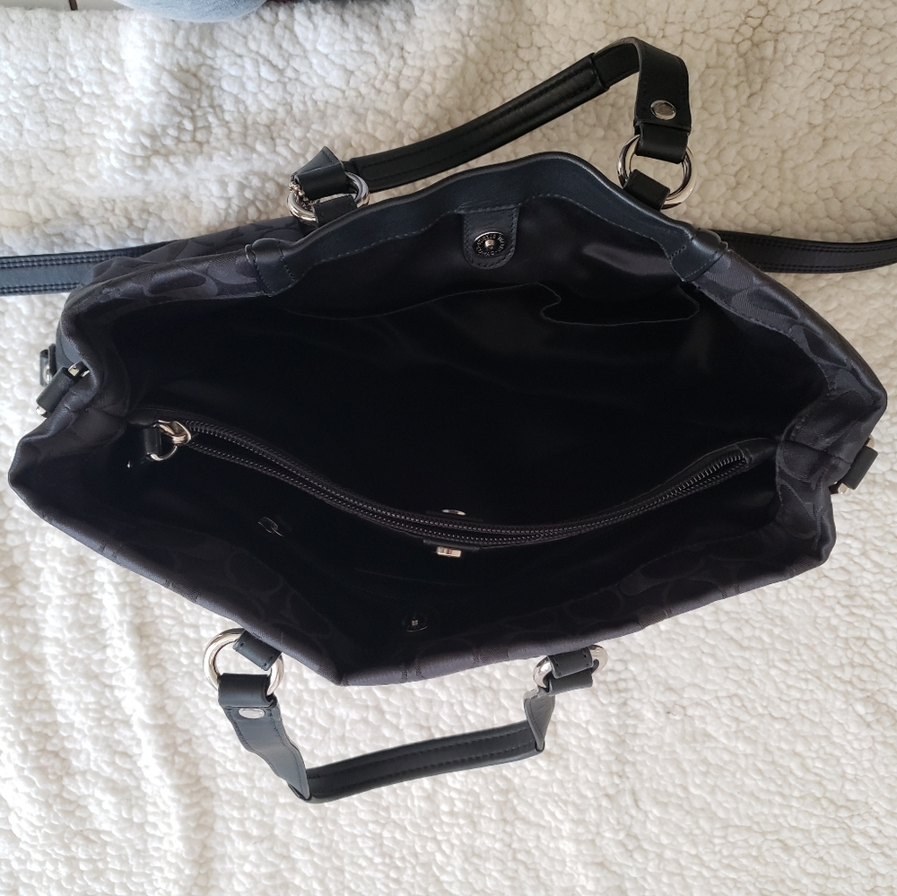 Purse - Picture 5 of 6